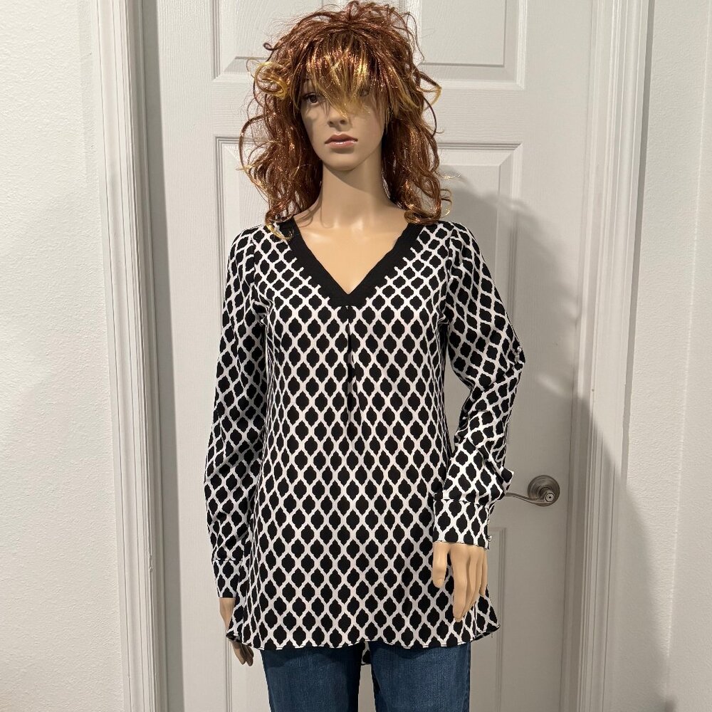 White House Black Market Geometric Print Convertible Tunic HiLo V-Neck Sz 0 VGUC